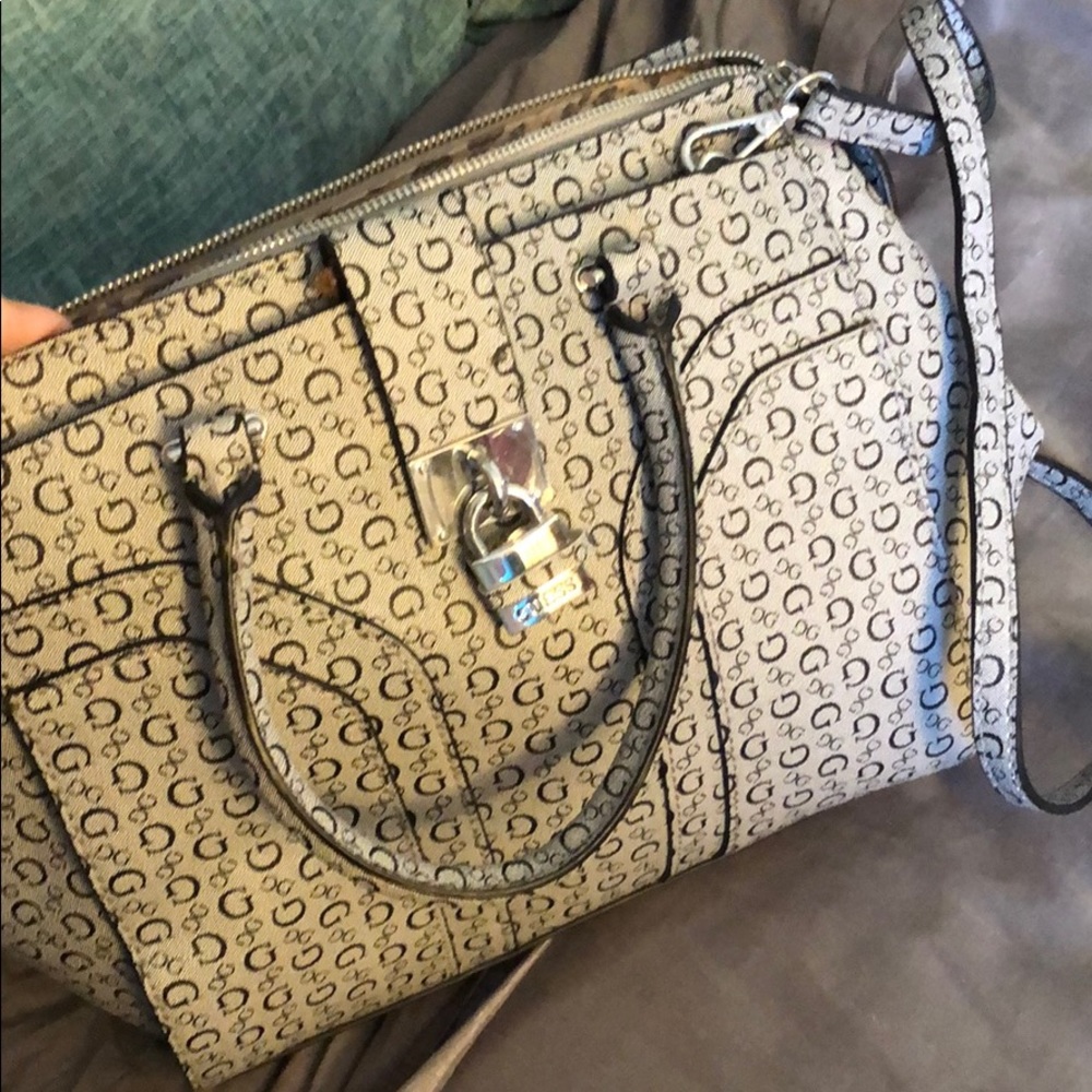 Guess purse
